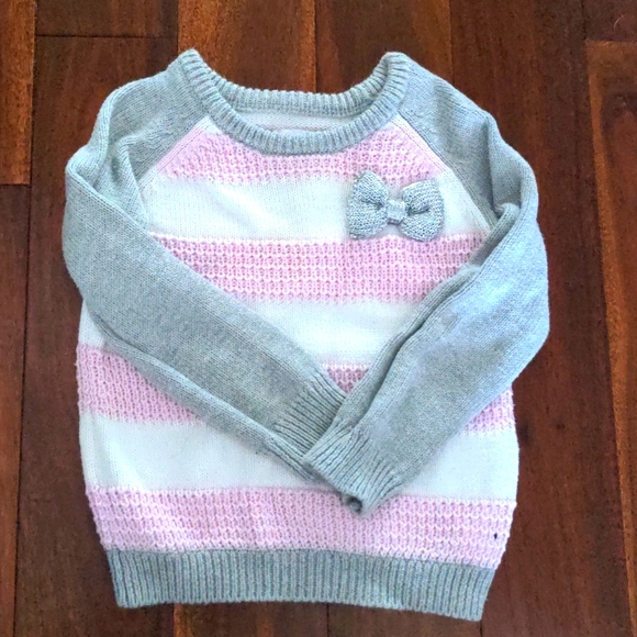 2T Children's Place Sweater - Picture 1 of 3